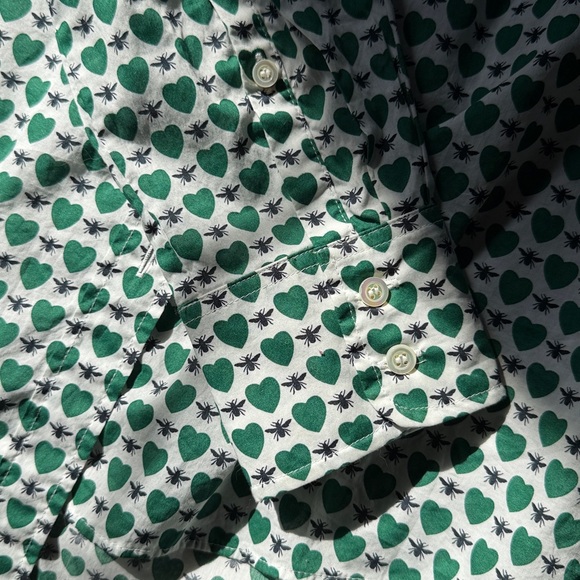 NWT. J. Crew White Button-Down Shirt with Green Heart Print - Picture 3 of 4